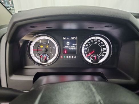 Used 2017 RAM 3500 Tradesman w/ Chrome Appearance Group image 14