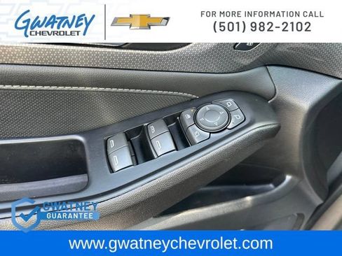 Used 2023 Chevrolet Traverse Premier w/ Redline Edition FWD image 19