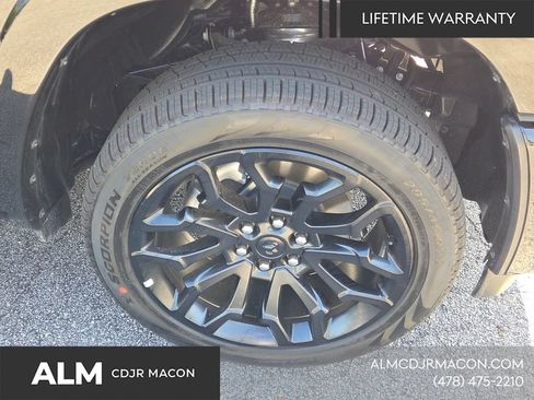 New 2026 RAM 1500 Limited AWD/4WD image 17
