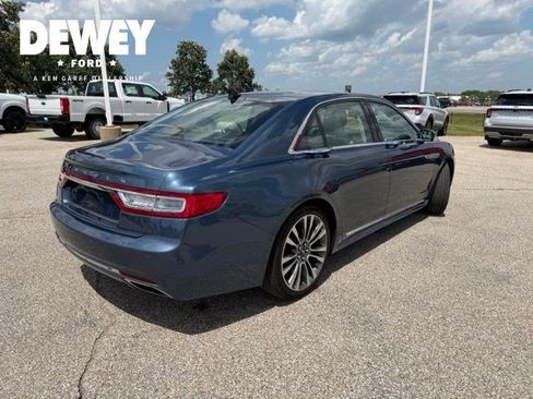 Used 2018 Lincoln Continental Reserve AWD/4WD image 8