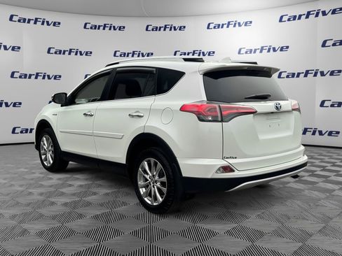 Used 2016 Toyota RAV4 Limited image 3