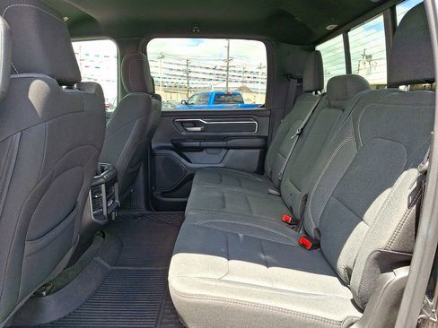 Used 2021 RAM 1500 Big Horn AWD/4WD image 9