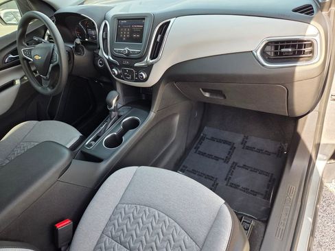 Certified 2023 Chevrolet Equinox LS w/ LS Convenience Package FWD image 16