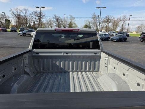 Used 2024 Chevrolet Silverado 1500 LT image 16