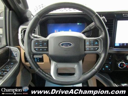 Used 2024 Ford F250 Lariat image 43