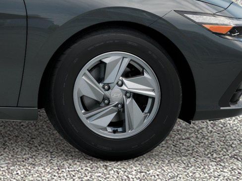 New 2026 Hyundai Elantra SE FWD image 8