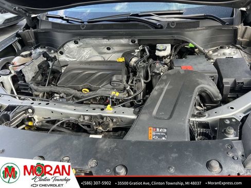 Certified 2024 Chevrolet Trax RS w/ Driver Confidence Package FWD image 11