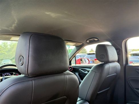 Used 2020 Chevrolet Blazer RS image 28