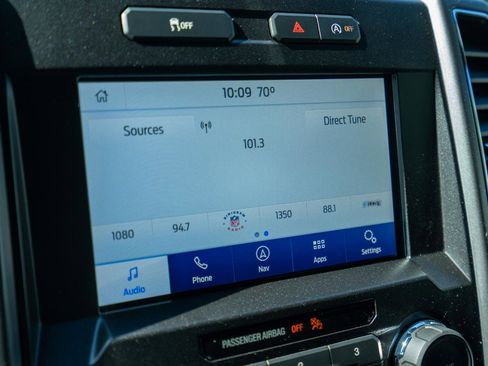 Used 2020 Ford F150 XLT w/ Equipment Group 302A Luxury AWD/4WD image 20