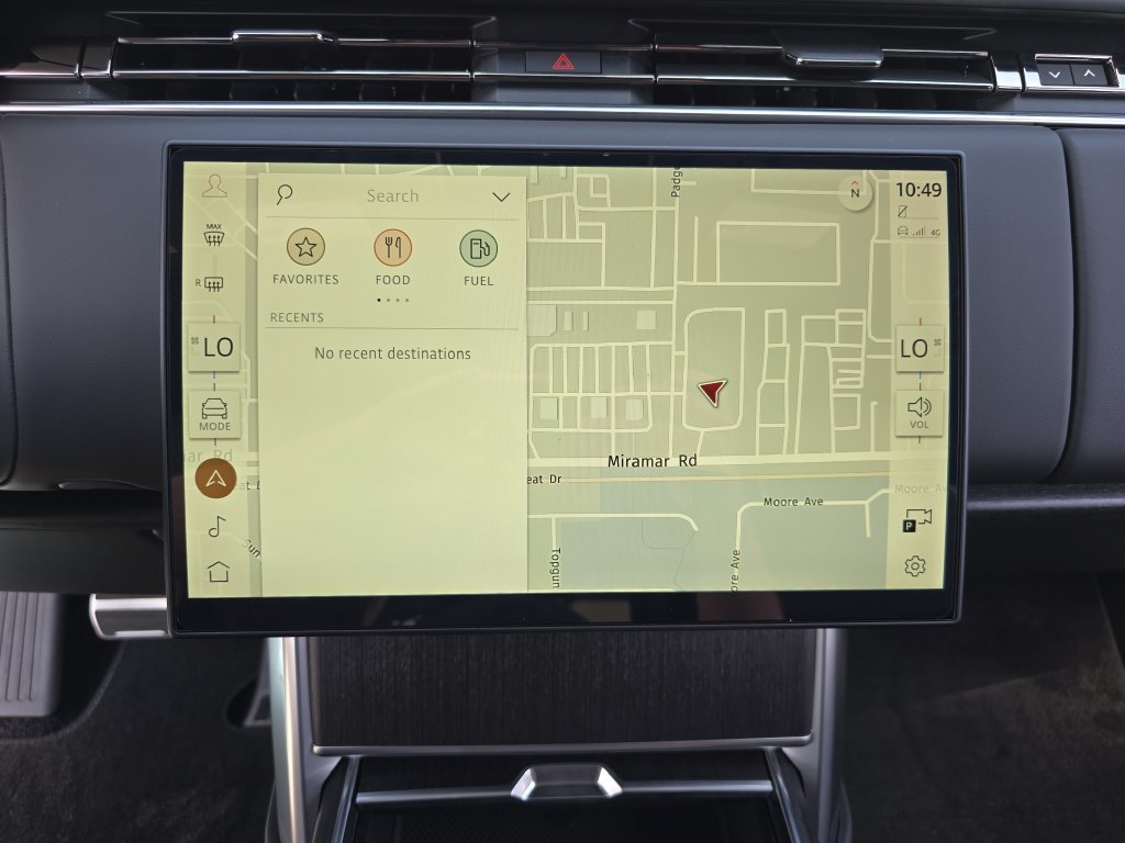 New 2026 Land Rover Range Rover SE AWD/4WD image 24