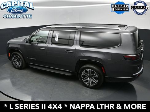 Used 2024 Jeep Wagoneer L Series II w/ Flexible Seating Group AWD/4WD image 29