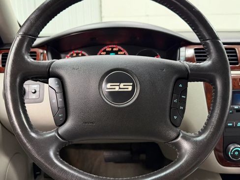 Used 2007 Chevrolet Impala SS w/ Convenience Package FWD image 19
