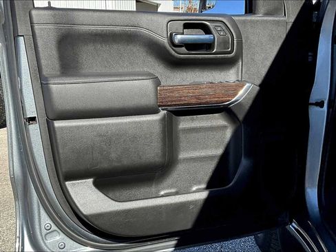 Used 2020 GMC Sierra 1500 Elevation w/ Elevation Value Package image 21