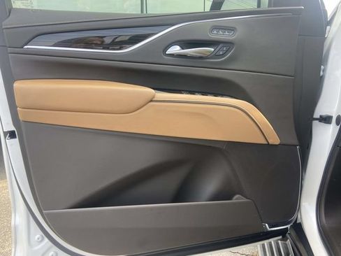 Used 2023 Cadillac Escalade Sport w/ Touring Package RWD image 16