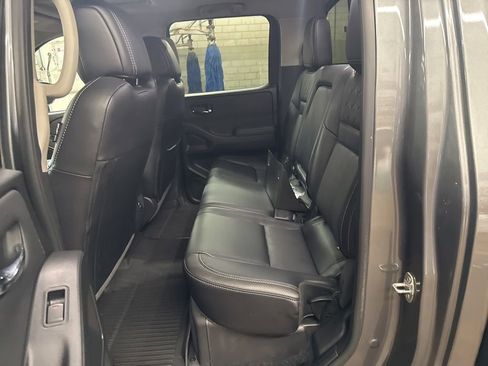 Certified 2024 Nissan Frontier SL image 27