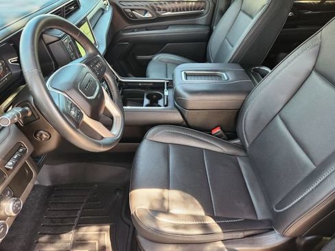 Used 2023 GMC Yukon XL Denali w/ LPO, Floor Liner Package AWD/4WD image 13