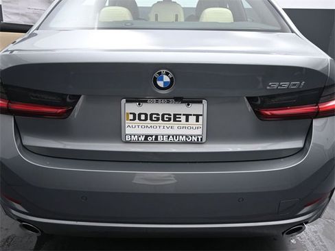 New 2026 BMW 330i Sedan w/ Premium Package image 12