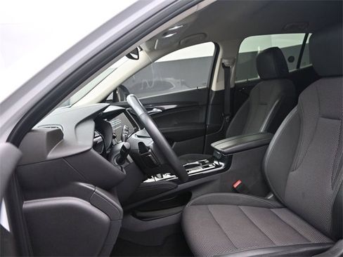 Used 2023 Buick Envision Preferred image 9