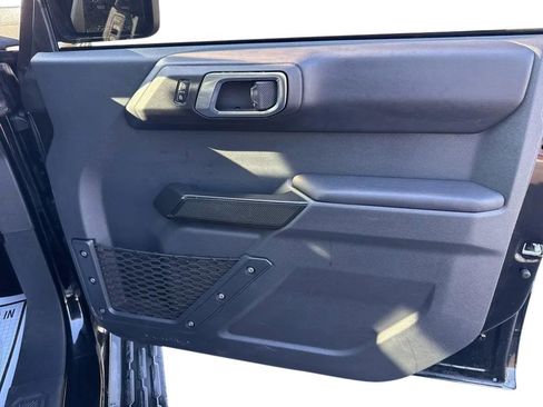 Used 2025 Ford Bronco Outer Banks AWD/4WD image 13