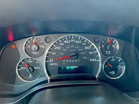 Used 2025 GMC Savana 2500 w/ Driver Convenience Package RWD image 11