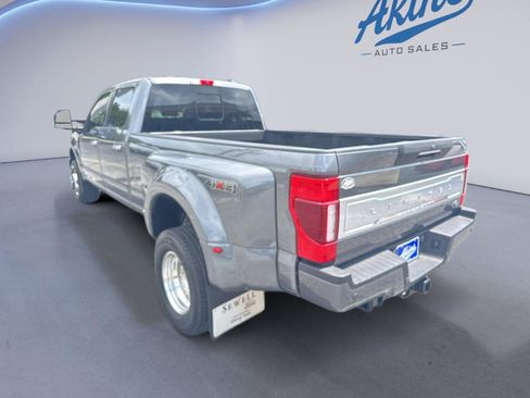 Used 2022 Ford F350 Limited AWD/4WD image 7