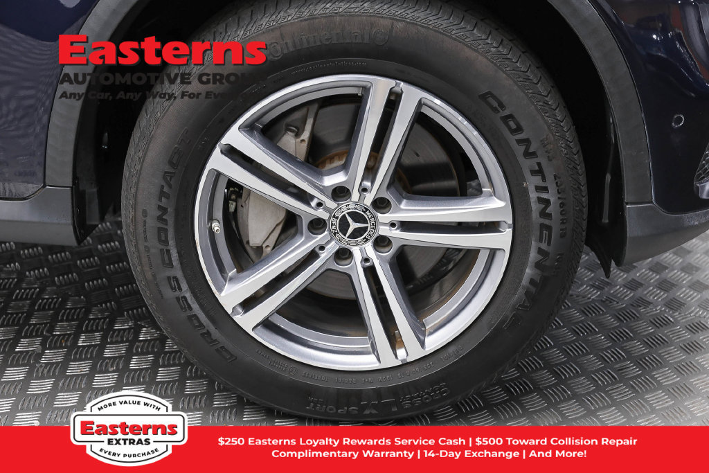 Used 2022 Mercedes-Benz GLC 300 4MATIC image 33