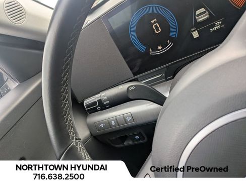 Used 2025 Hyundai Kona SEL image 29