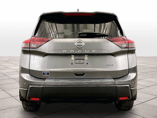 Used 2025 Nissan Rogue SV AWD/4WD image 4