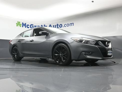 Used 2017 Nissan Maxima SR w/ Midnight Edition FWD image 25