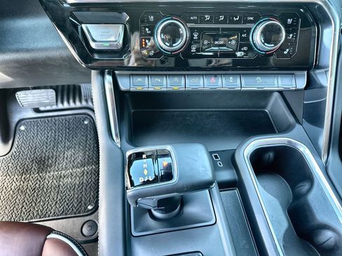 Certified 2025 GMC Sierra 1500 Denali Ultimate image 35