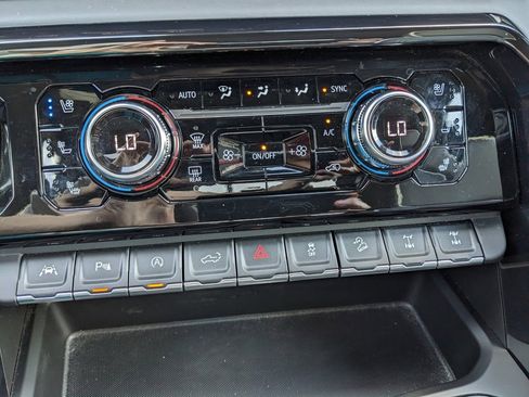 Used 2023 GMC Sierra 1500 AT4X image 36