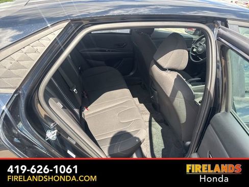 Used 2025 Hyundai Elantra Sport FWD image 29