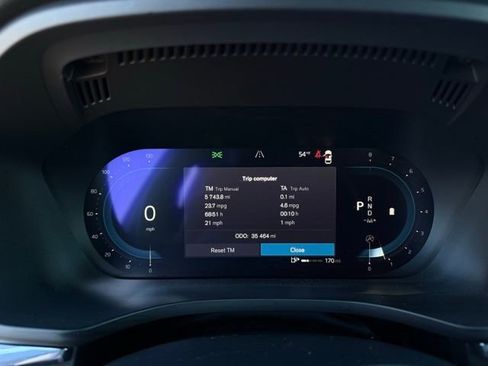 Certified 2023 Volvo XC60 B5 Plus w/ Climate Package image 19