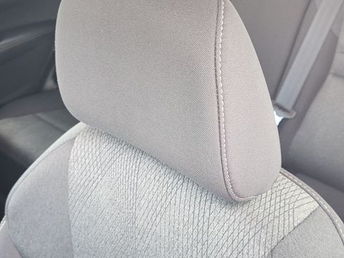 Used 2025 Nissan Rogue SV AWD/4WD image 15