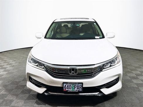 Used 2016 Honda Accord EX-L image 3