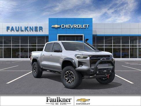 New 2025 Chevrolet Colorado ZR2 w/ Off-Road Front Bumper Package AWD/4WD image 1