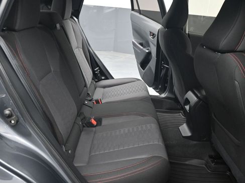 Used 2024 Subaru Impreza 2.0i Sport image 3