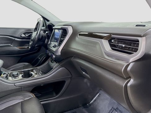 Used 2022 GMC Acadia AT4 w/ Technology Package AWD/4WD image 32