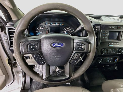 Used 2019 Ford F150 XL w/ Equipment Group 101A Mid AWD/4WD image 13