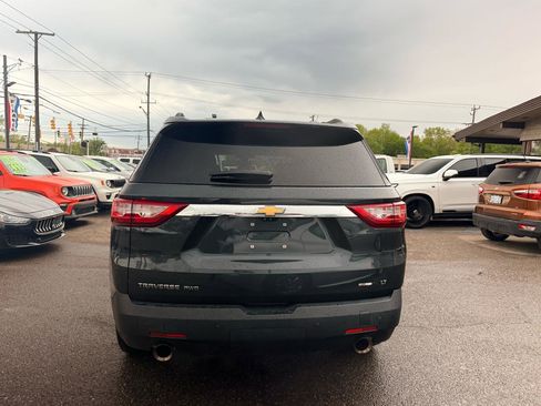 Used 2020 Chevrolet Traverse LT w/ LT Premium Package AWD/4WD image 6