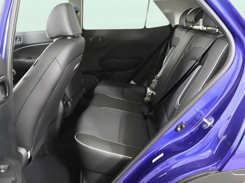 New 2025 Hyundai Venue Limited FWD image 28