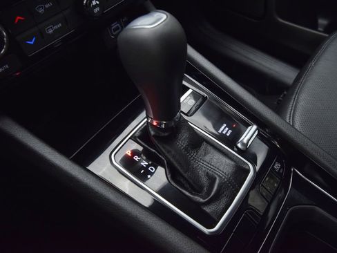 Certified 2024 Jeep Compass Limited w/ Elite Group image 23