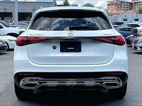 Used 2026 Mercedes-Benz GLC 300 4MATIC image 3