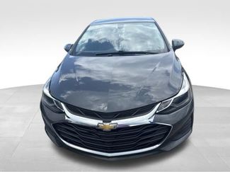 Used 2019 Chevrolet Cruze LT w/ LT True North Edition FWD video 2