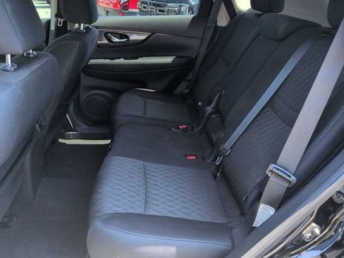 Used 2019 Nissan Rogue SV FWD image 14