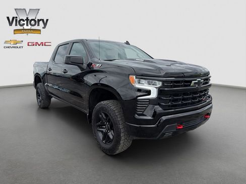 Used 2023 Chevrolet Silverado 1500 LT Trail Boss w/ Convenience Package II AWD/4WD image 8