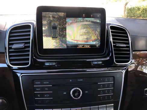 Used 2018 Mercedes-Benz GLE 350 image 26