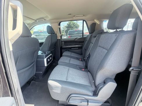 Used 2024 Ford Expedition Max XLT RWD image 28