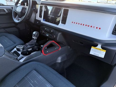 New 2025 Ford Bronco Heritage Edition image 12