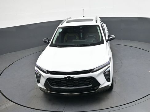 Used 2025 Chevrolet Trax ACTIV w/ Sunroof Package image 31